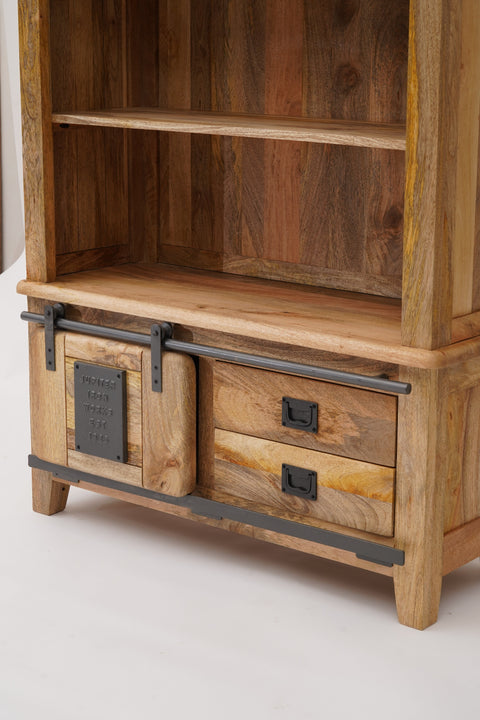 824