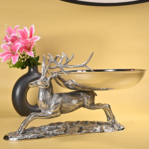 EB41_Leaaping_Stag_with_Bowl_H