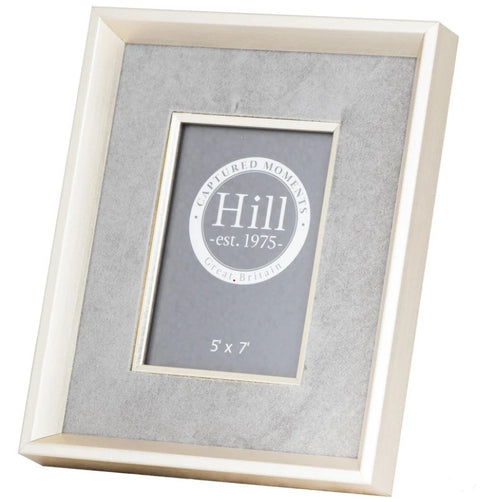 Hills 21566