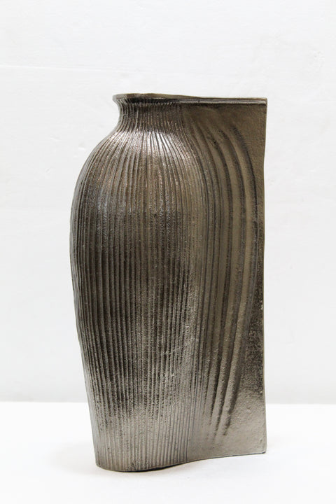 3703- Ribbed Aged Brass Aluminium Vase Large 3
