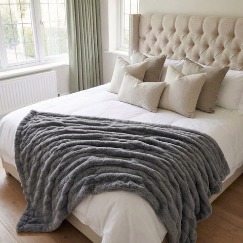 3d fur blanket grey